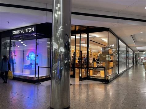 louis vuitton westfarms mall|louis vuitton westfarms ct.